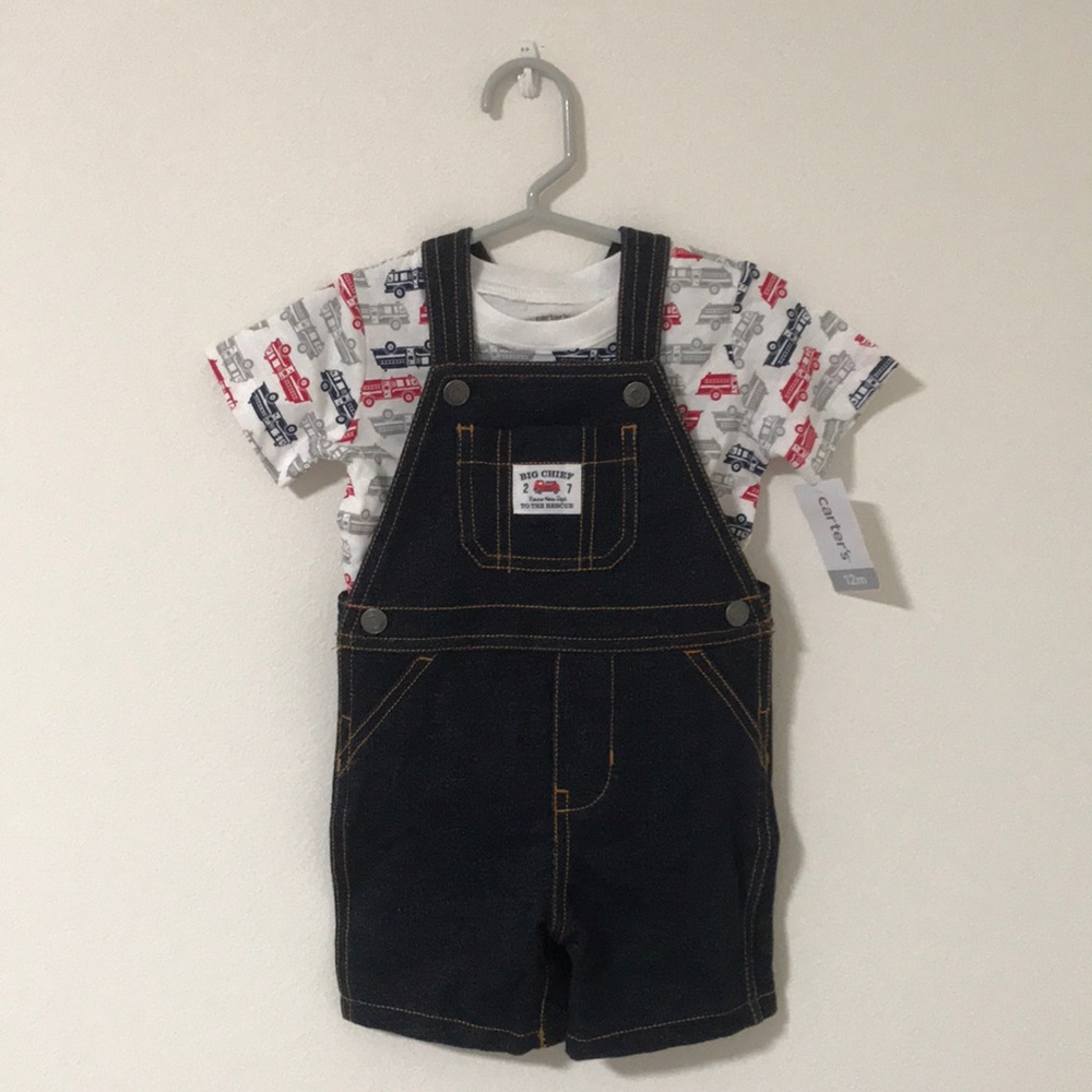 New carters 2 piece overalls with tag attached